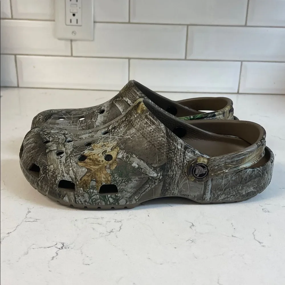 CROCS REALTREE X CLASSIC CLOG 'EDGE CAMO - WALNUT' Mens Size 10 Worn 4-5 Times